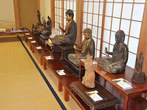 寺宝展（過去の様子）